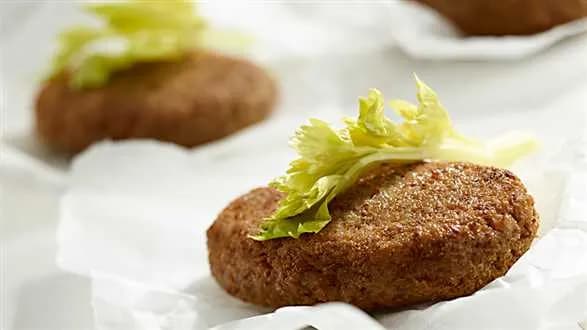 Kotlety z kaszy gryczanej i twarogu