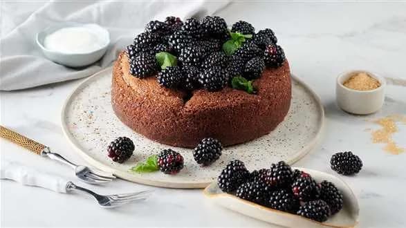 Szybkie ciasto z jeżynami