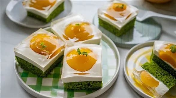 Ciasto szpinakowe à la jajka sadzone