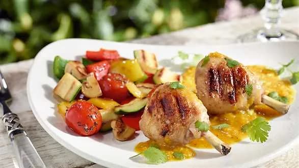 Podudzia kurczaka z grilla marynowane w soku z pomarańczy