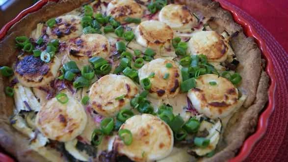 Tarta razowa z botwinką i kozim serem