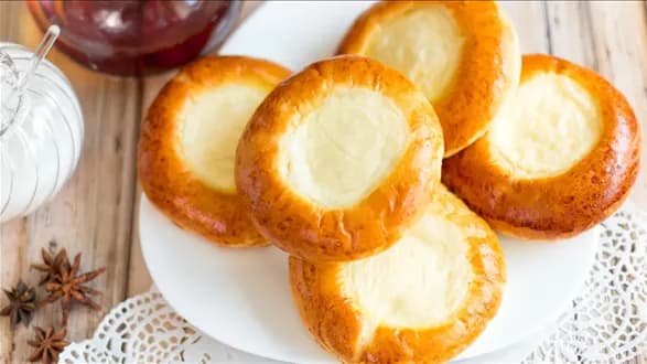 Drożdżówki z serem