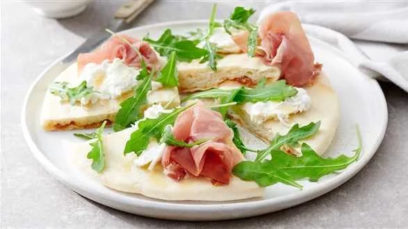 Faszerowana pizza z grilla