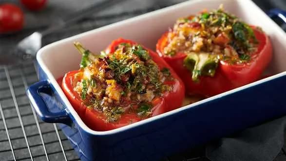 Faszerowana papryka z serem halloumi