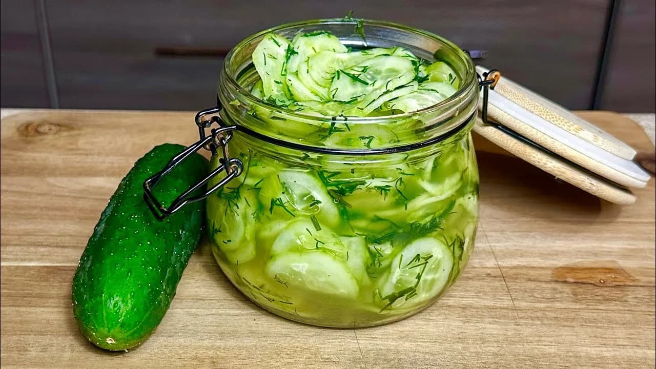 To jest sekret idealnych ogórków z miodem o słodko-kwaśnym smaku