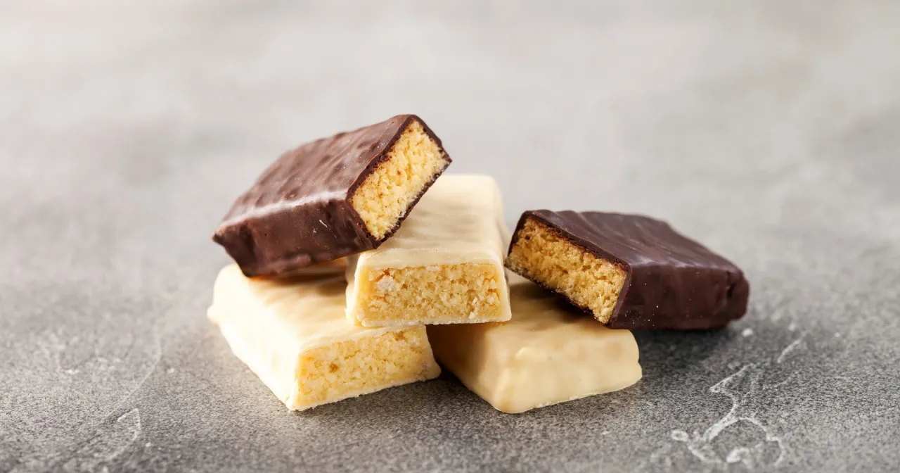 Czy baton proteinowy jest zdrowy? Sprawdź, co musisz wiedzieć