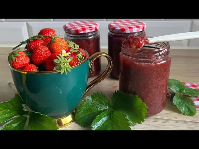 Przepis na dżem z truskawek z pektyną: Domowy smak w 4 krokach
