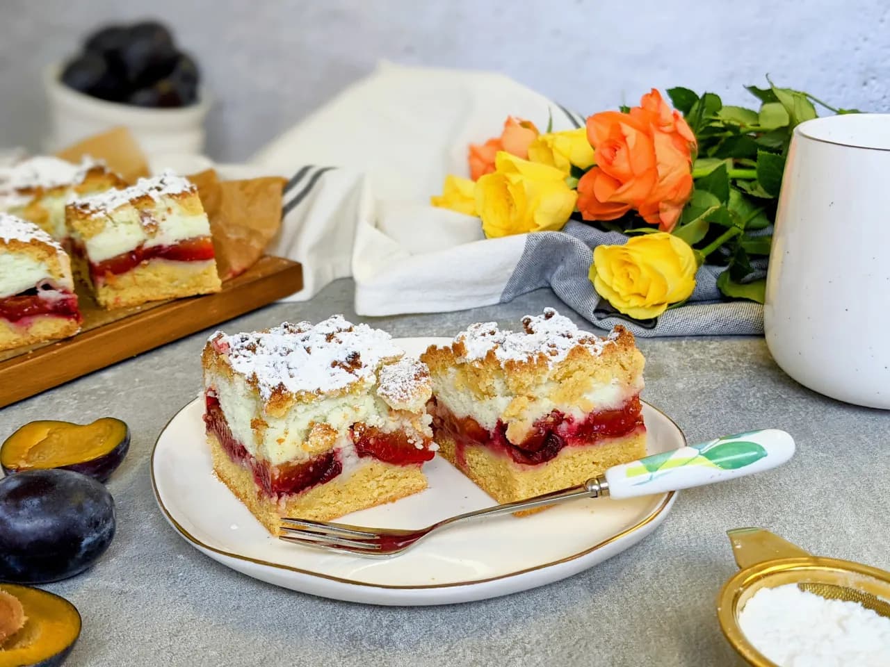Pyszne ciasto ze śliwkami fit - przepis na zdrową wersję bez cukru