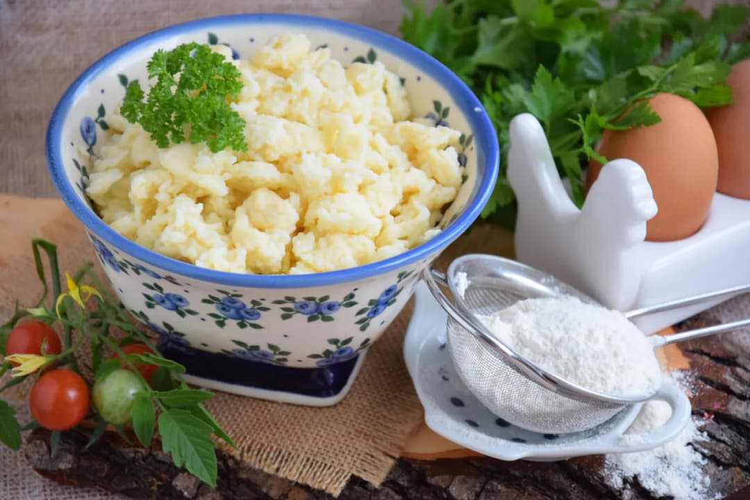 Jak zrobić lane kluseczki do zupy, które zachwycą każdego smakosza