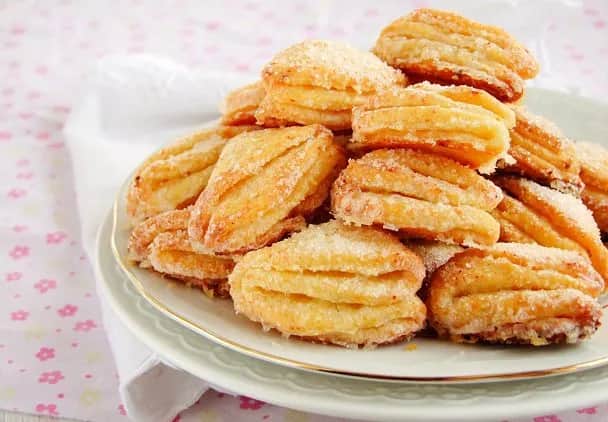 Ciastka gęsie łapki - domowy przepis na tradycyjne kruche ciasteczka