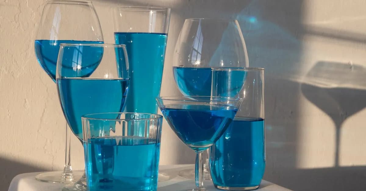 Krewetki koktajlowe to najlepszy przepis na imprezę w stylu retro