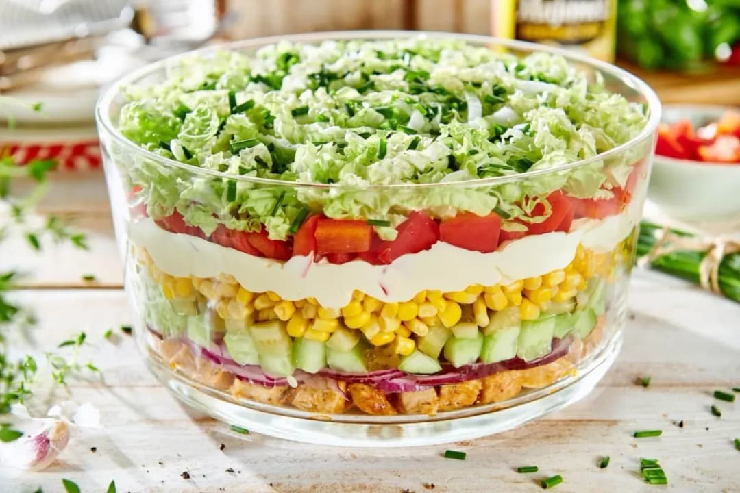 Jakie ogórki do sałatki gyros? Odkryj najlepsze opcje i smaki