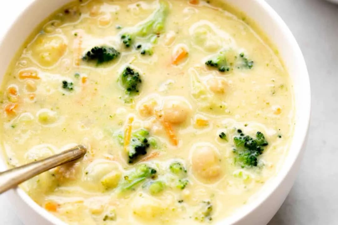 Jak zaprawić zupę – proste metody na idealną konsystencję zupy