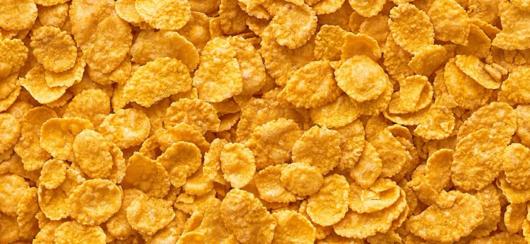 Czym są amerykańskie płatki śniadaniowe? Poznaj ich historię, rodzaje i wartości odżywcze