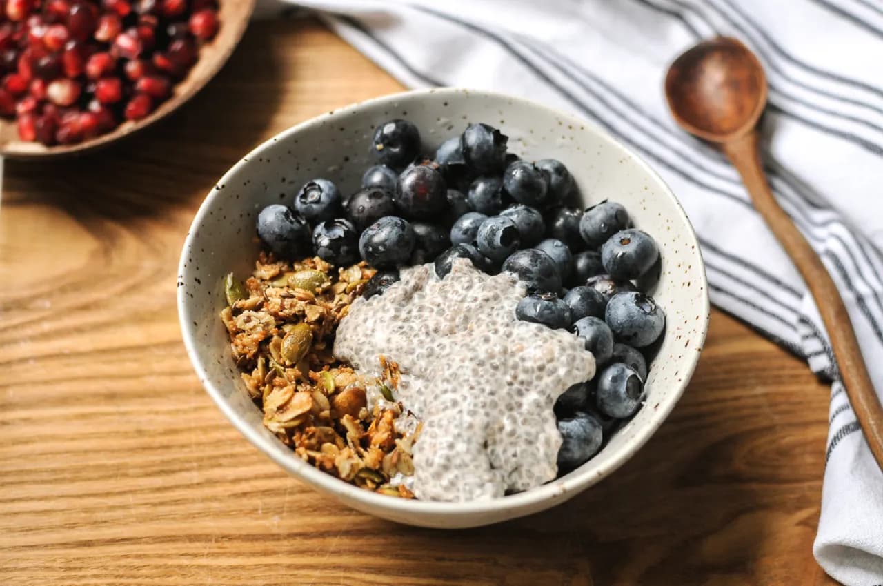 Jak zrobić granolę na patelni i cieszyć się zdrowym śniadaniem każdego dnia