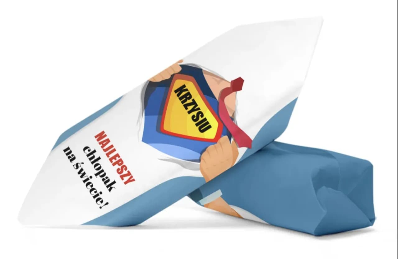 Oryginalny prezent na Dzień Chłopaka? Zamów personalizowane krówki ze słodką dedykacją