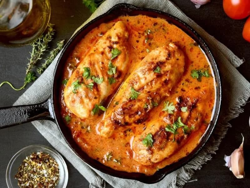 7 pomysłów na dania z filetem z kurczaka, które odmienią menu!